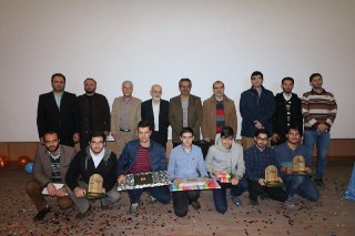 جشن پایان ترم تعلیم وتربیت دوره هفدهم انوارالزهراس 🗓15آذر۹۶تالارکانون بسیج جوانان  #پویندگان برتر سال مقطع جوانان ترم های ۷ تا ۱۴