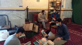 نشست رابطان کمیسیون های تخصصی جلسات قرآن و عترت جوانان انوارالزهرا سلام الله علیها کتاب های اهدایی نشست رابطان کمیسیون های تخصصی جلسات قرآن و عترت جوانان انوارالزهرا سلام الله علیها کتاب های اهدایی