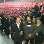 تماشای جمعی پویندگان همراه خانواده و مربی تماشای جمعی پویندگان همراه خانواده و مربی